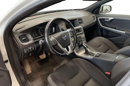 valkoinen Volvo S60 2014 kuva 7.