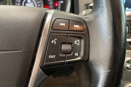 valkoinen Volvo S60 2014 kuva 17.