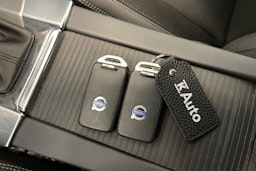 valkoinen Volvo S60 2014 kuva 25.