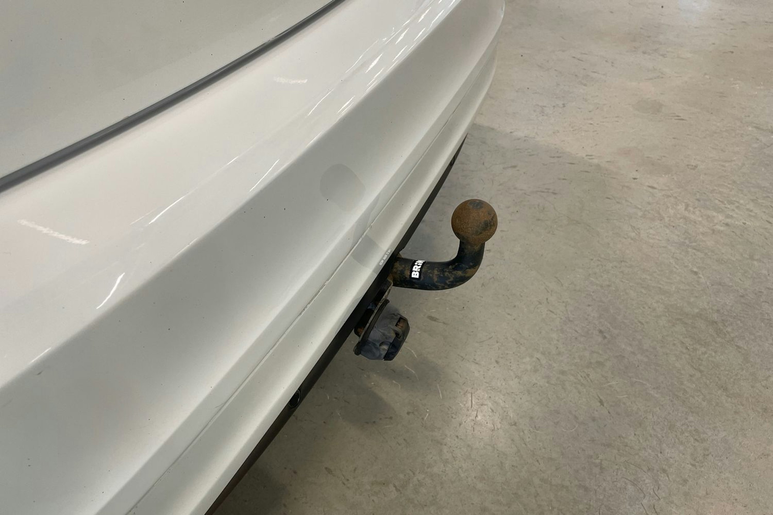 valkoinen Volvo S60 2014 kuva 27.