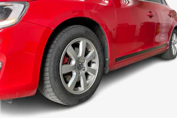 Punainen Volvo S60 2014 kuva 12.