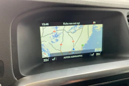 Punainen Volvo S60 2014 kuva 18.