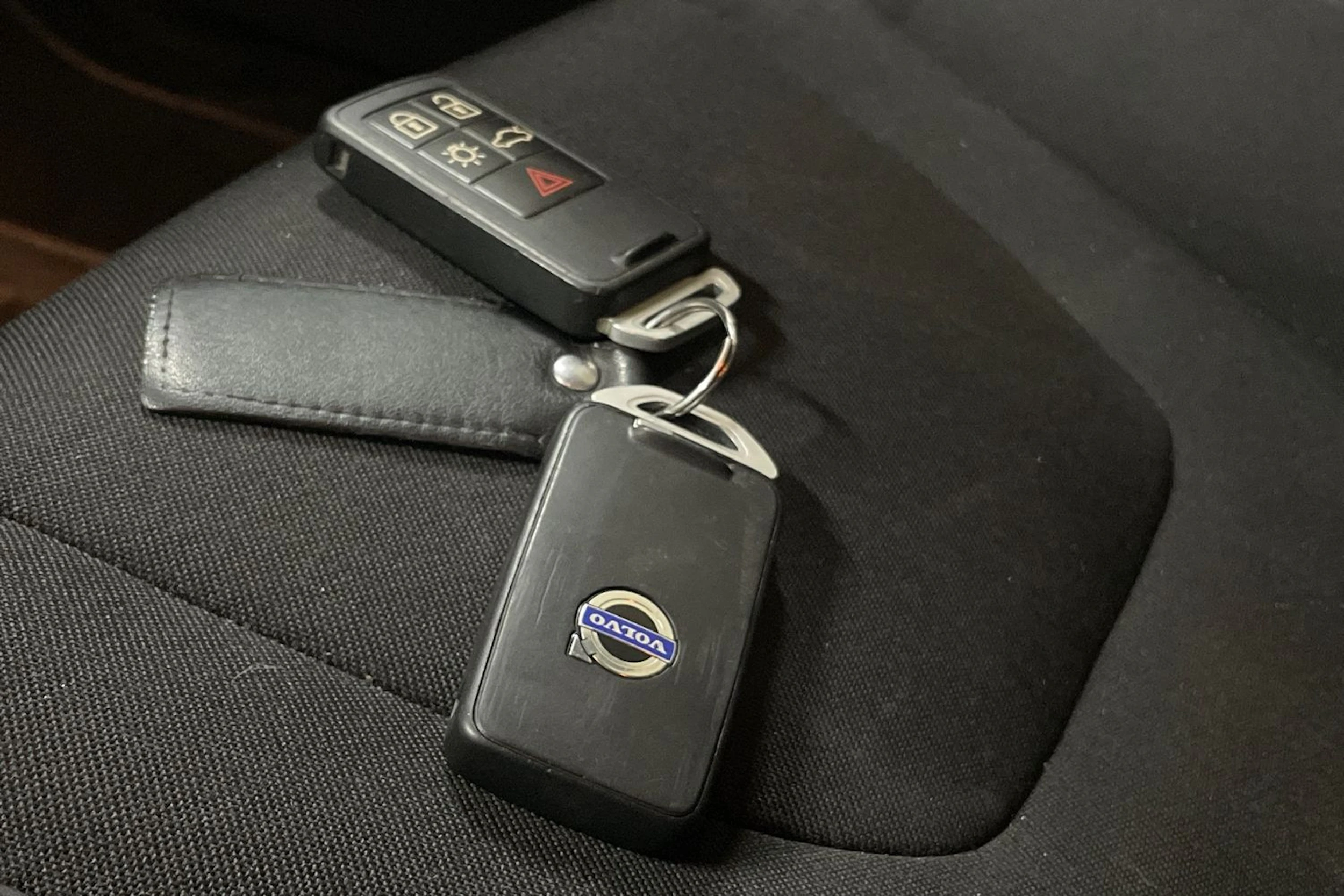 Punainen Volvo S60 2014 kuva 19.