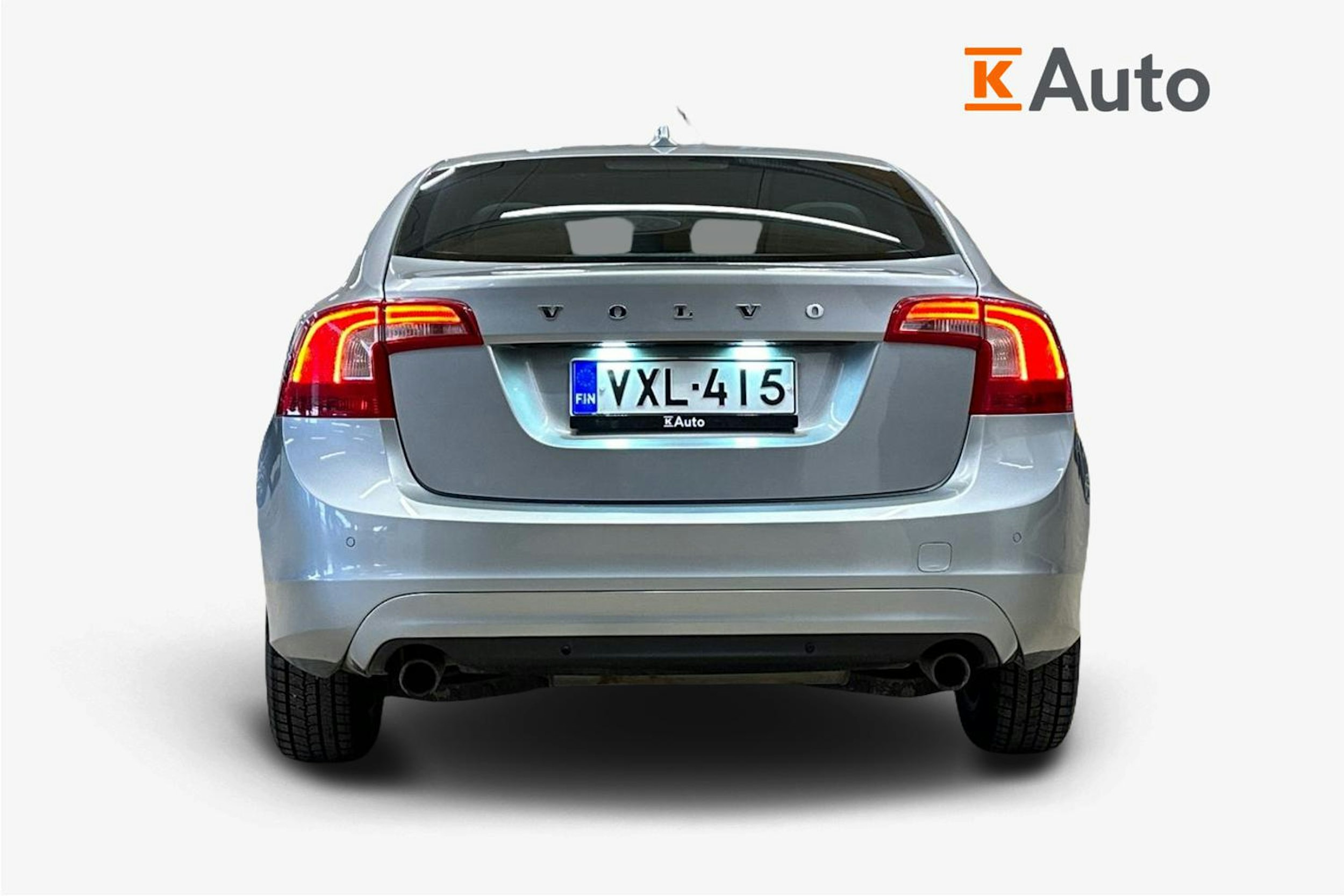 harmaa Volvo S60 2014 kuva 3.