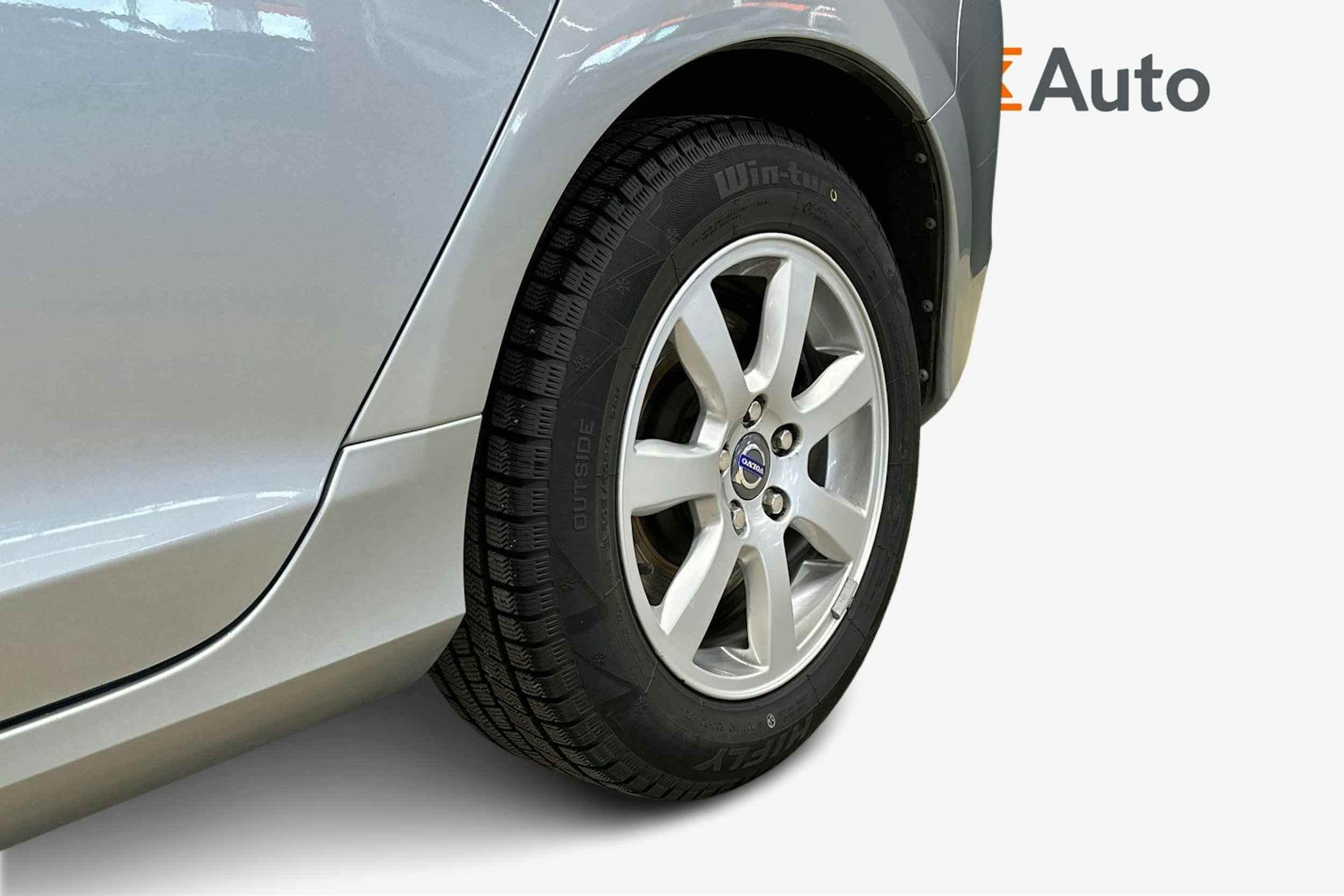 harmaa Volvo S60 2014 kuva 9.