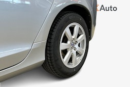 harmaa Volvo S60 2014 kuva 9.