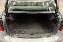 harmaa Volvo S60 2014 kuva 22.