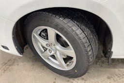 valkoinen Volvo S60 2015 kuva 10.