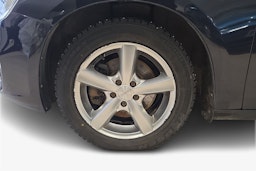 sininen Volvo S60 2016 kuva 9.