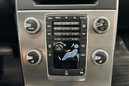 valkoinen Volvo S60 2016 kuva 20.