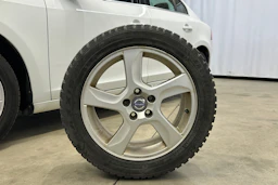 valkoinen Volvo S60 2016 kuva 27.