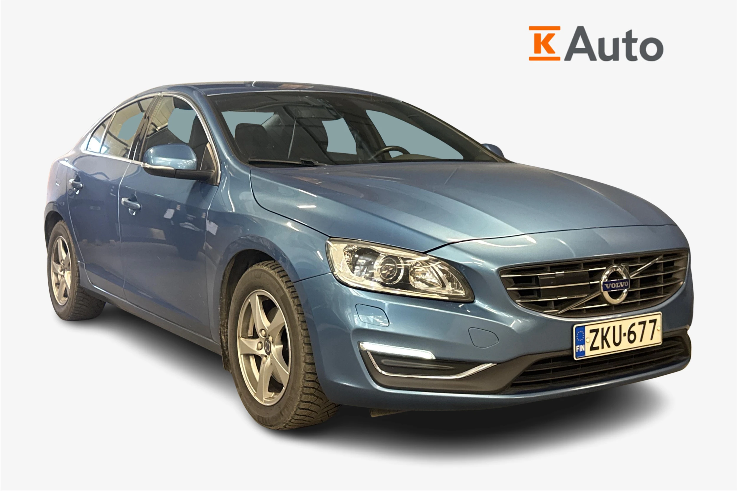 sininen Volvo S60 2016 kuva 1.