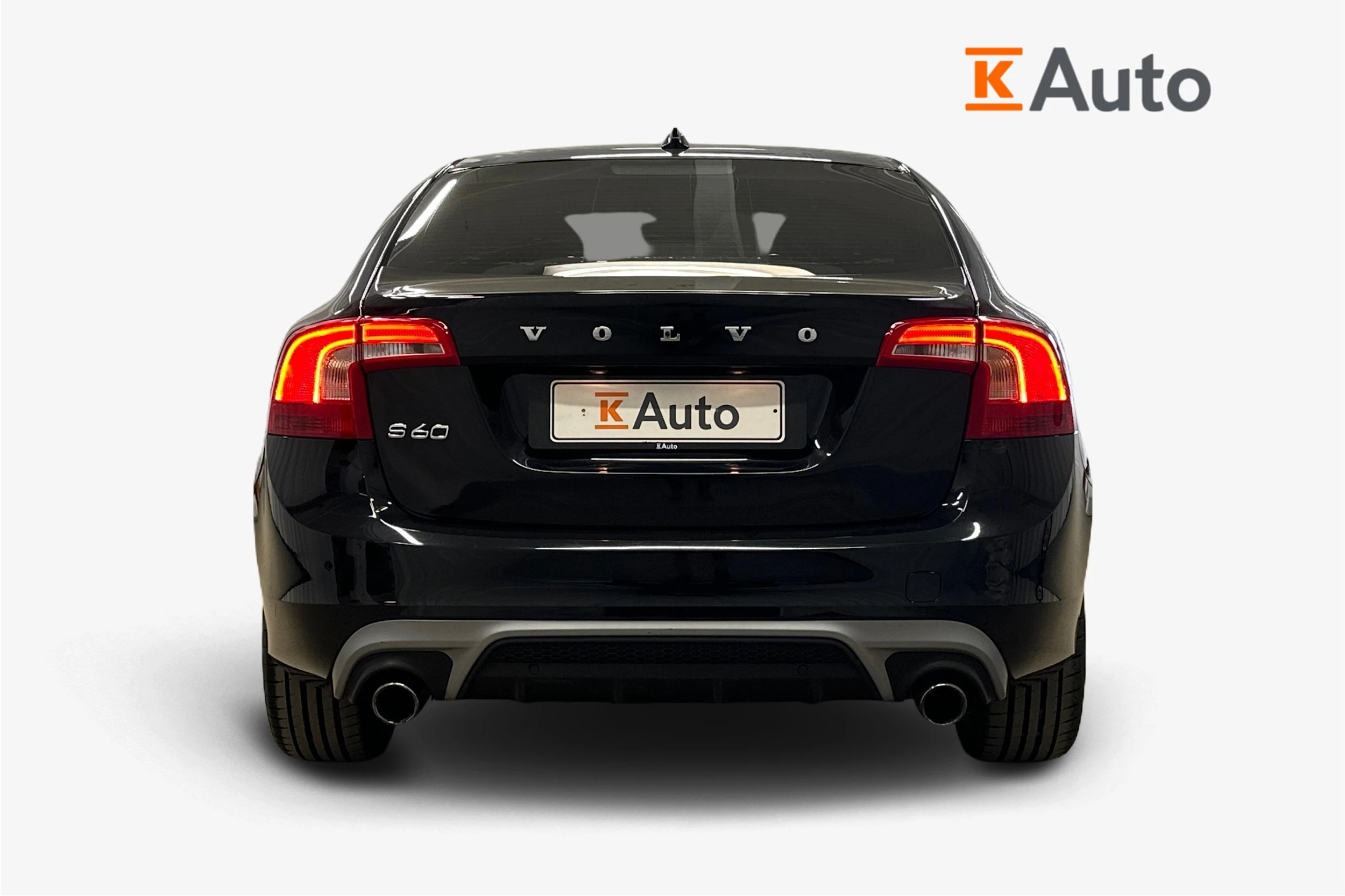 musta Volvo S60 2017 kuva 3.