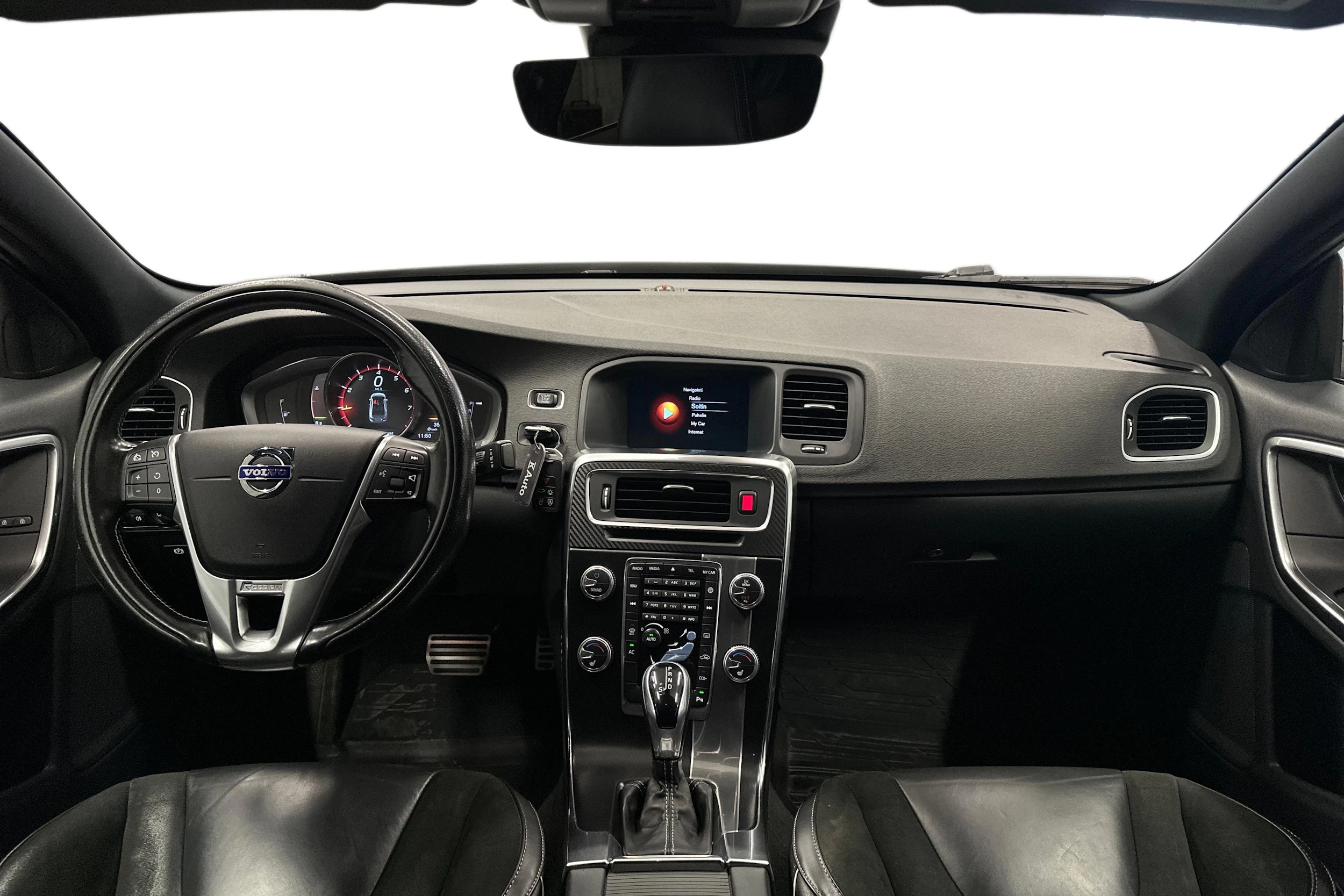 musta Volvo S60 2017 kuva 7.