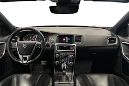 musta Volvo S60 2017 kuva 7.