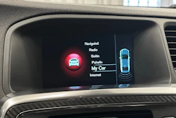 musta Volvo S60 2017 kuva 19.