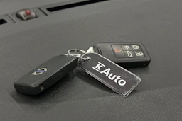 musta Volvo S60 2017 kuva 22.