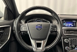 musta Volvo S60 2017 kuva 21.