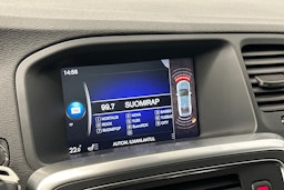 musta Volvo S60 2017 kuva 24.
