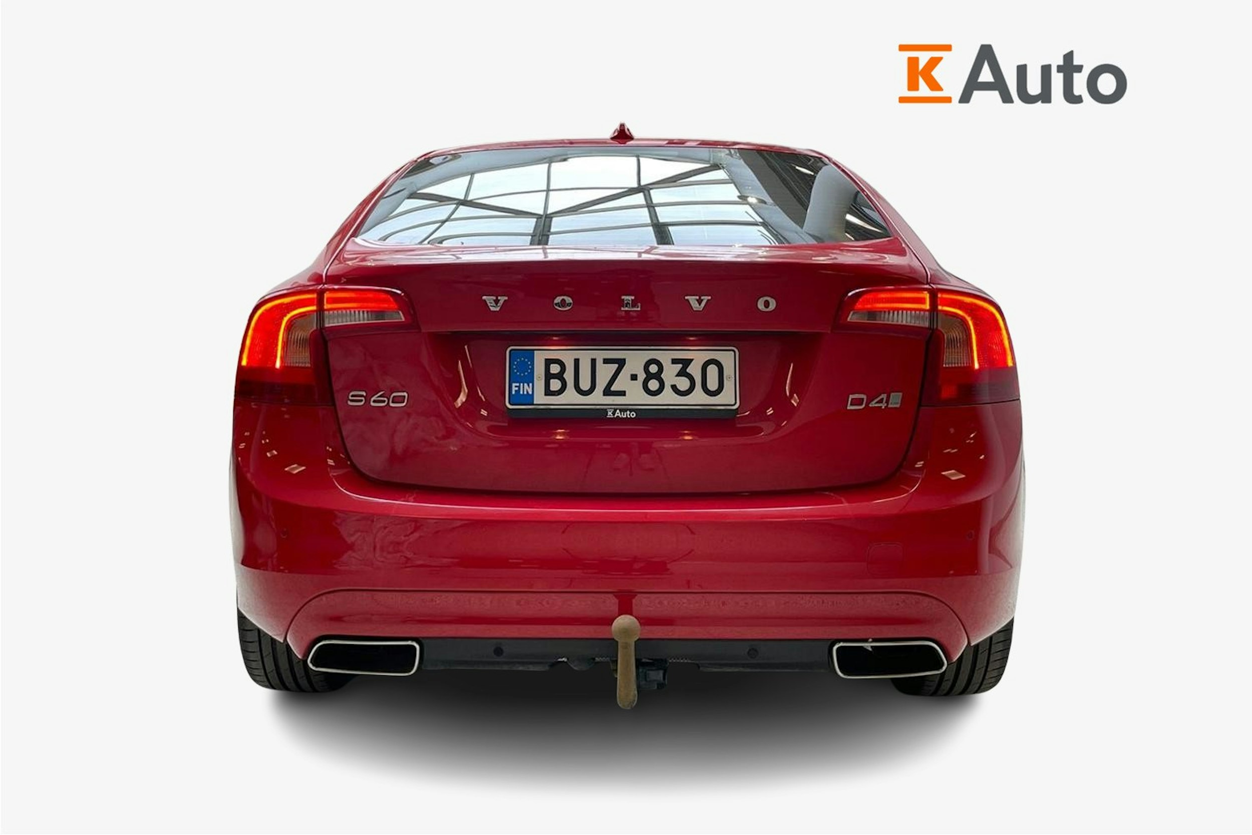 punainen Volvo S60 2017 kuva 3.