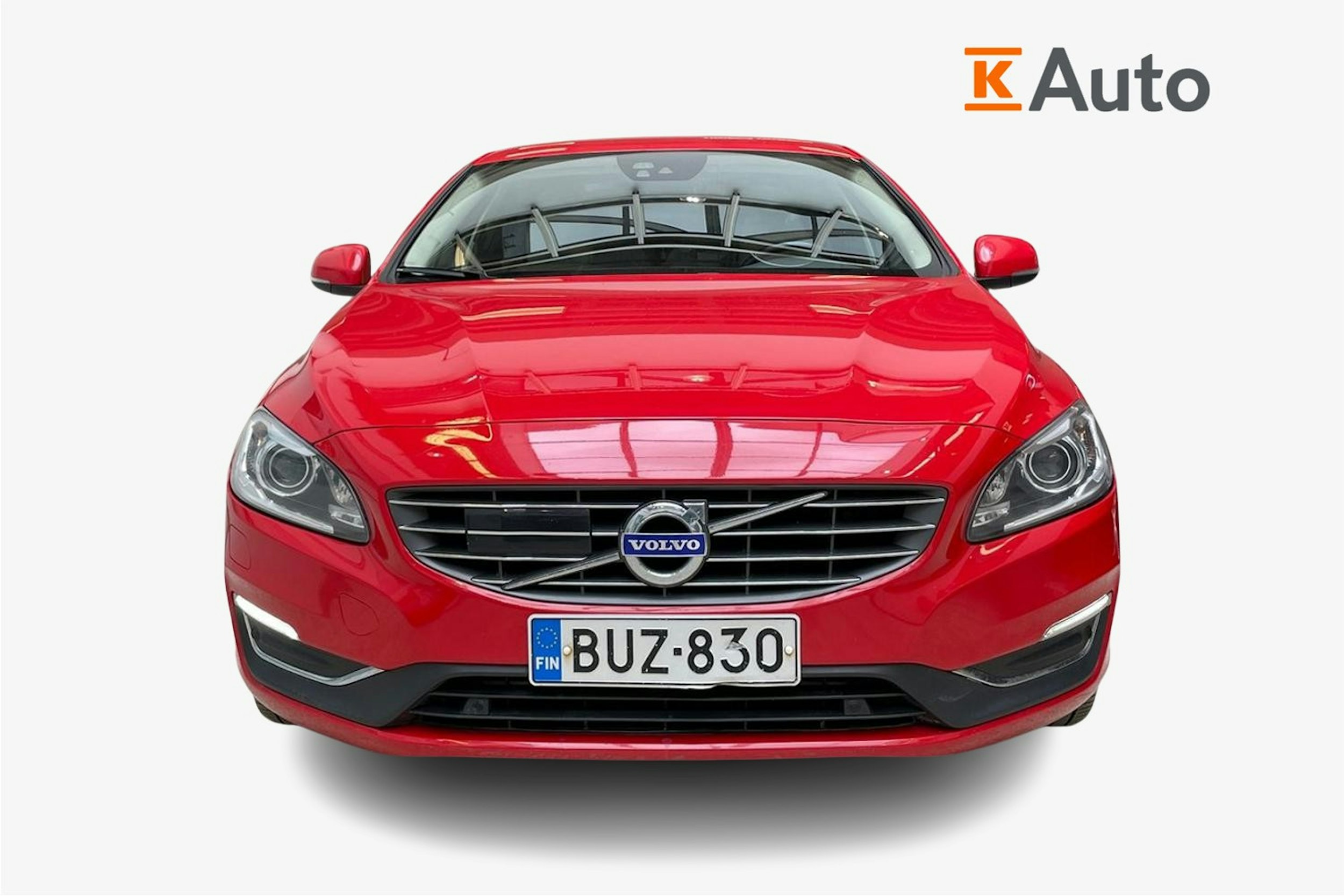 punainen Volvo S60 2017 kuva 5.