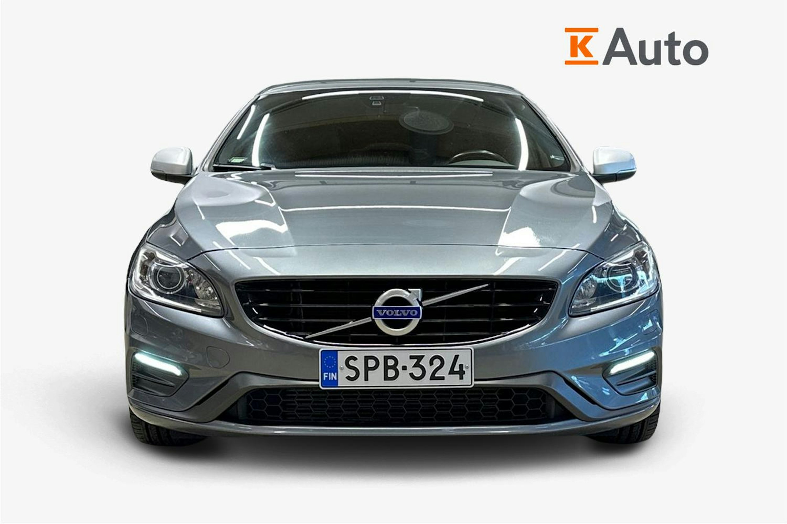 harmaa Volvo S60 2017 kuva 5.