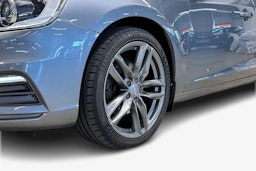 harmaa Volvo S60 2017 kuva 7.