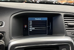 harmaa Volvo S60 2017 kuva 18.