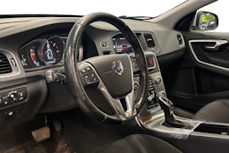 harmaa Volvo S60 2017 kuva 3.