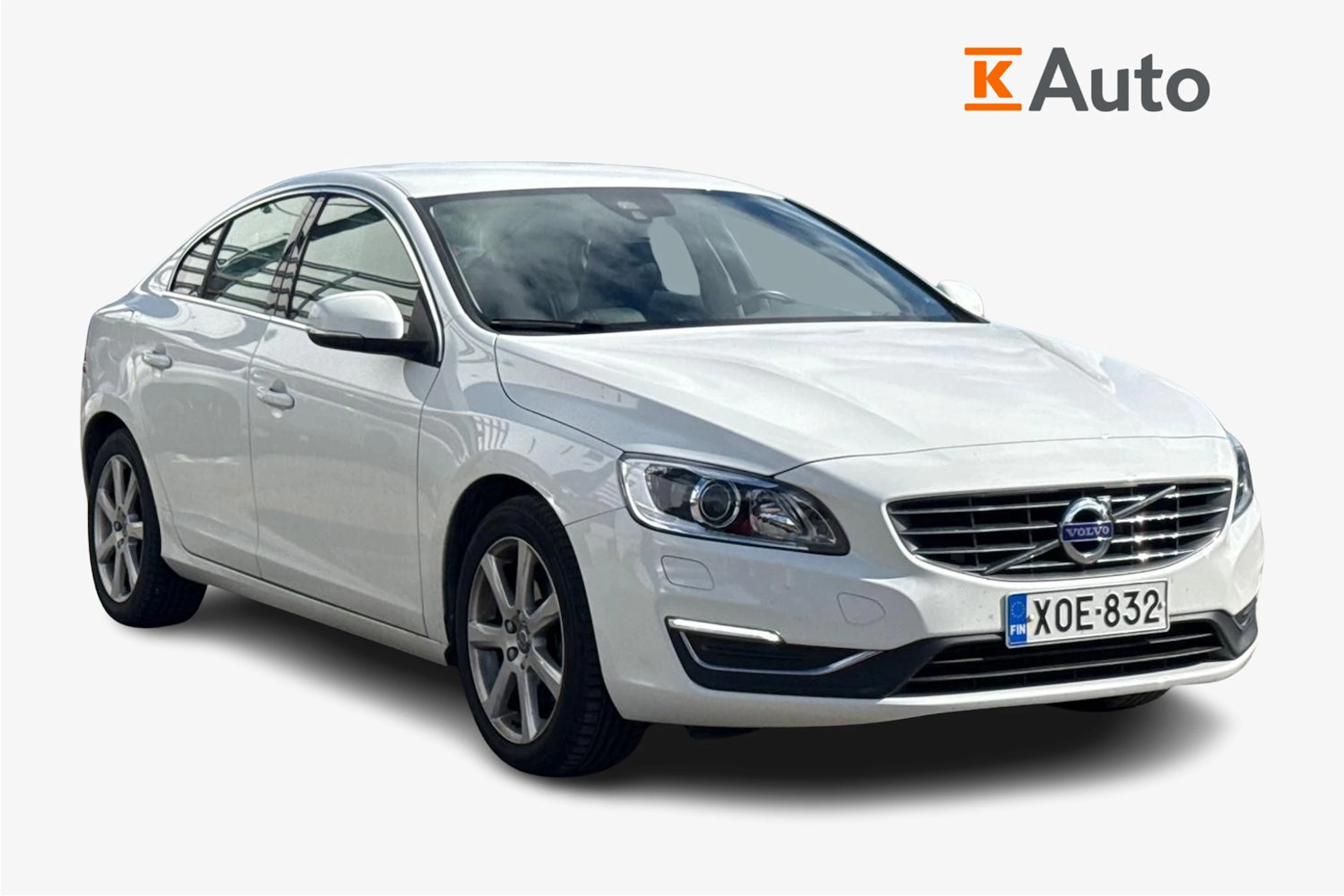 Valkoinen Volvo S60 2017 kuva 1.