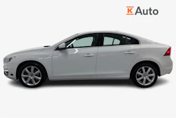 Valkoinen Volvo S60 2017 kuva 5.
