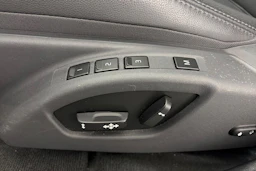 Valkoinen Volvo S60 2017 kuva 13.