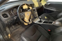 Harmaa Volvo S60 2017 kuva 3.