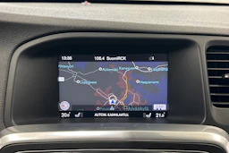 valkoinen Volvo S60 2018 kuva 17.
