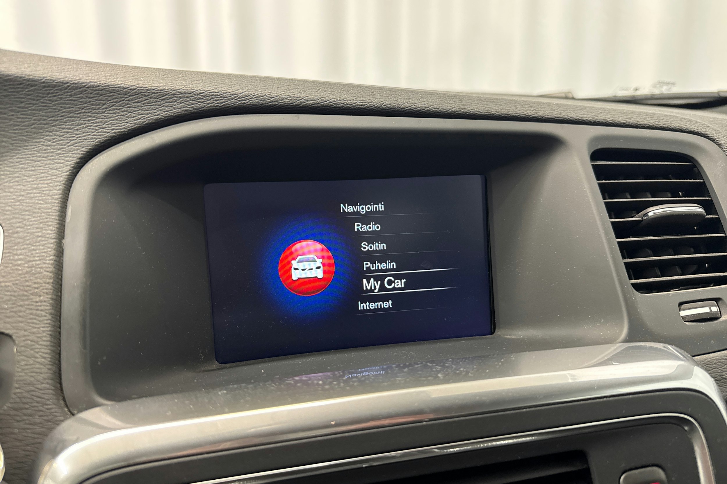 Sininen Volvo S60 2018 kuva 25.