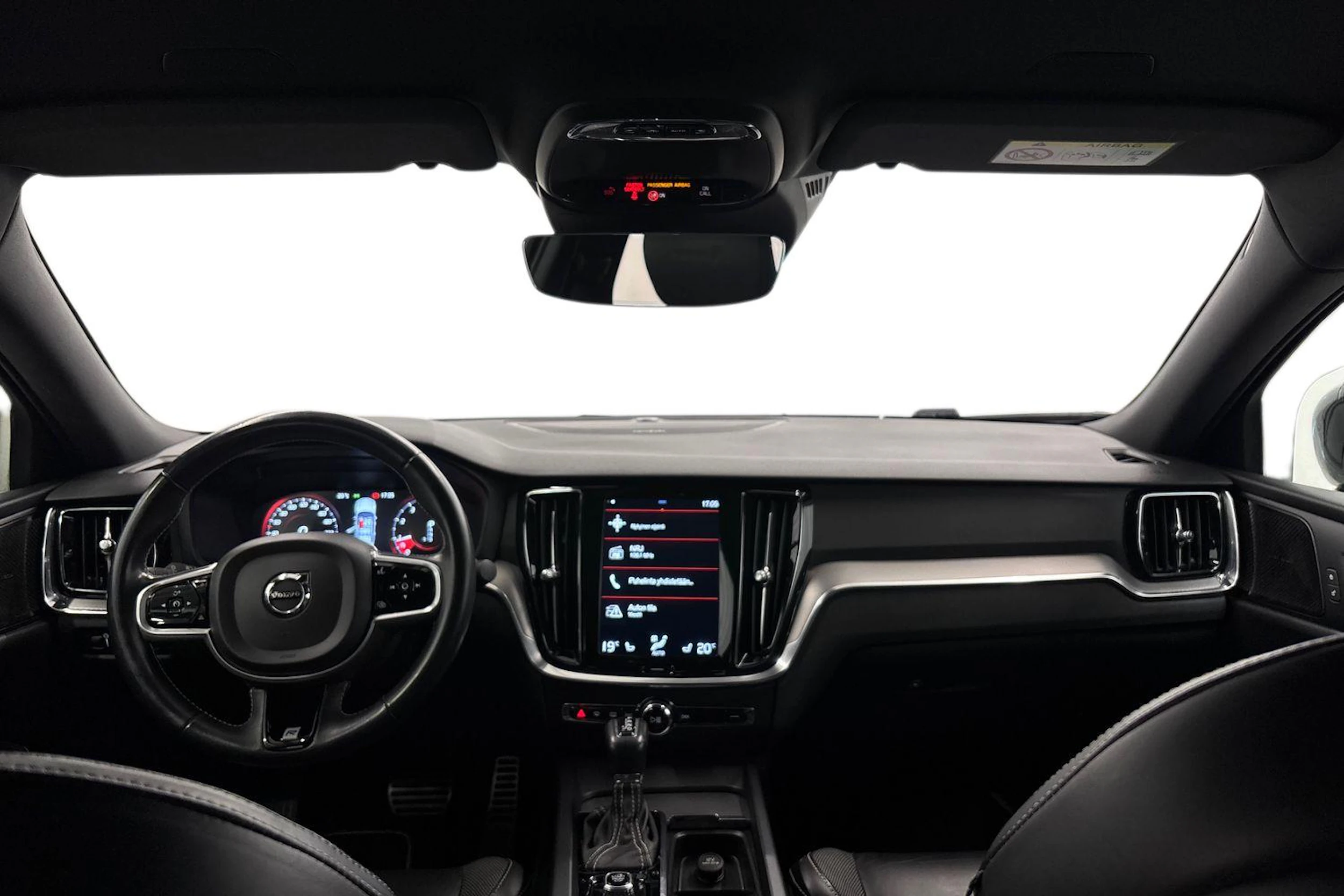 harmaa Volvo S60 2019 kuva 7.