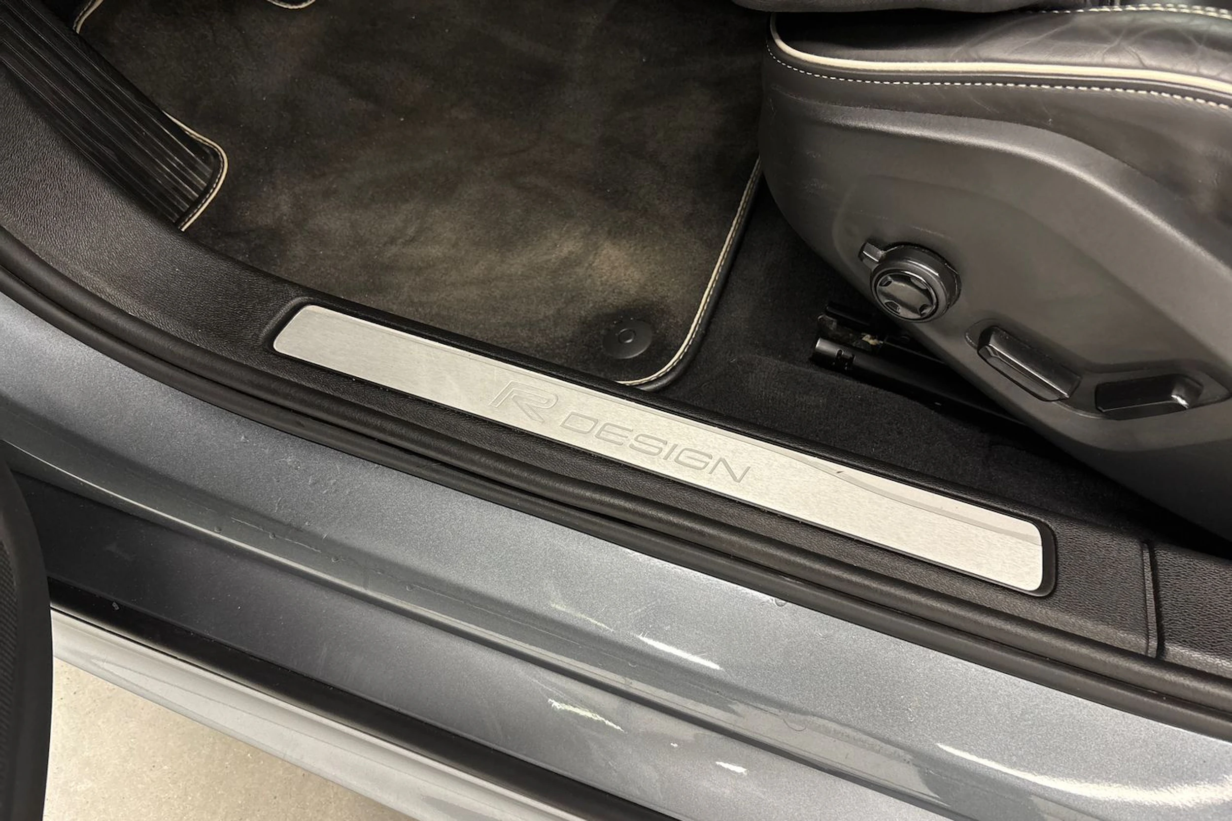 harmaa Volvo S60 2019 kuva 19.