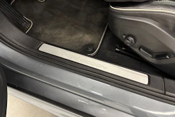 harmaa Volvo S60 2019 kuva 19.