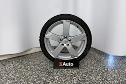 harmaa Volvo S60 2020 kuva 11.