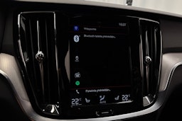 musta Volvo S60 2020 kuva 20.