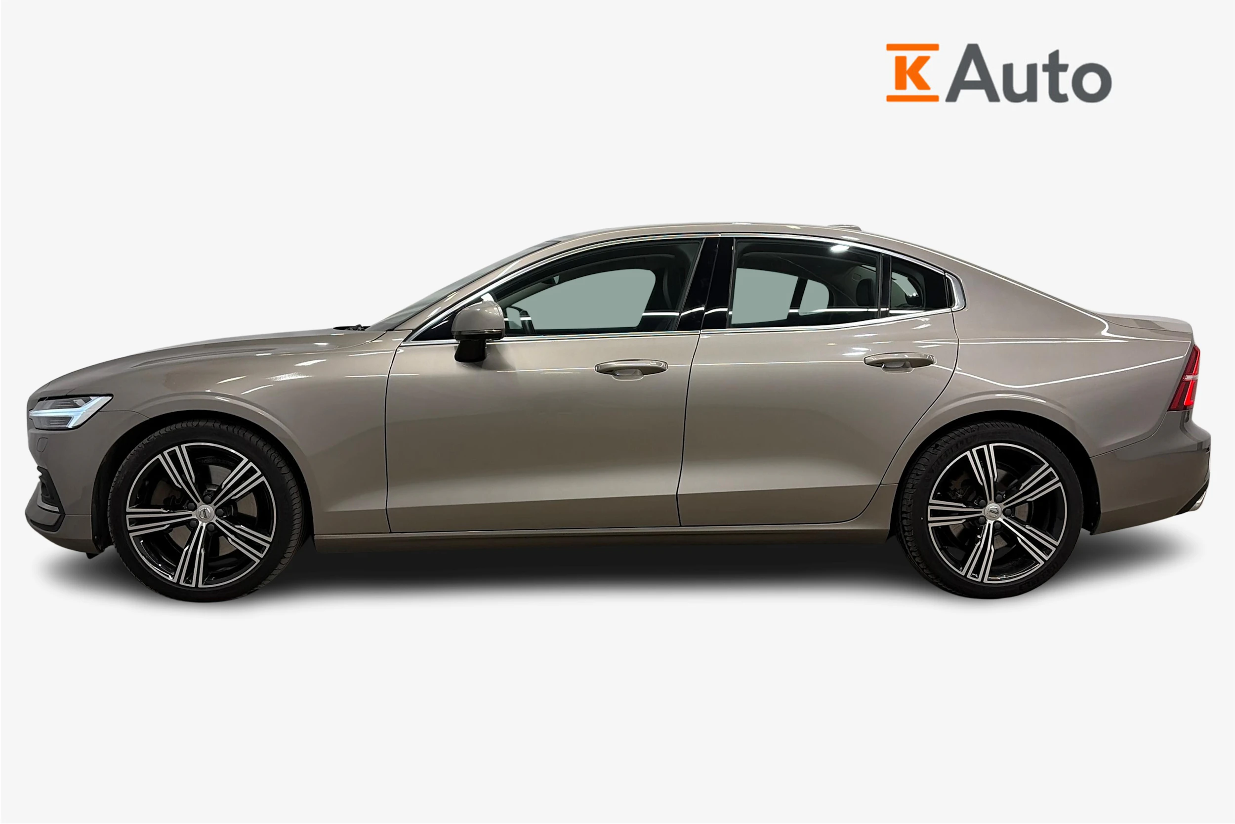 harmaa Volvo S60 2020 kuva 7.