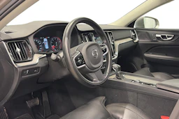 harmaa Volvo S60 2020 kuva 8.