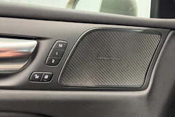 harmaa Volvo S60 2020 kuva 22.