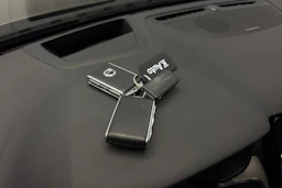 harmaa Volvo S60 2020 kuva 33.