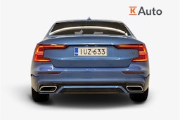 sininen Volvo S60 2020 kuva 3.