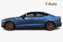 sininen Volvo S60 2020 kuva 6.