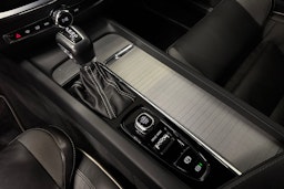 sininen Volvo S60 2020 kuva 19.