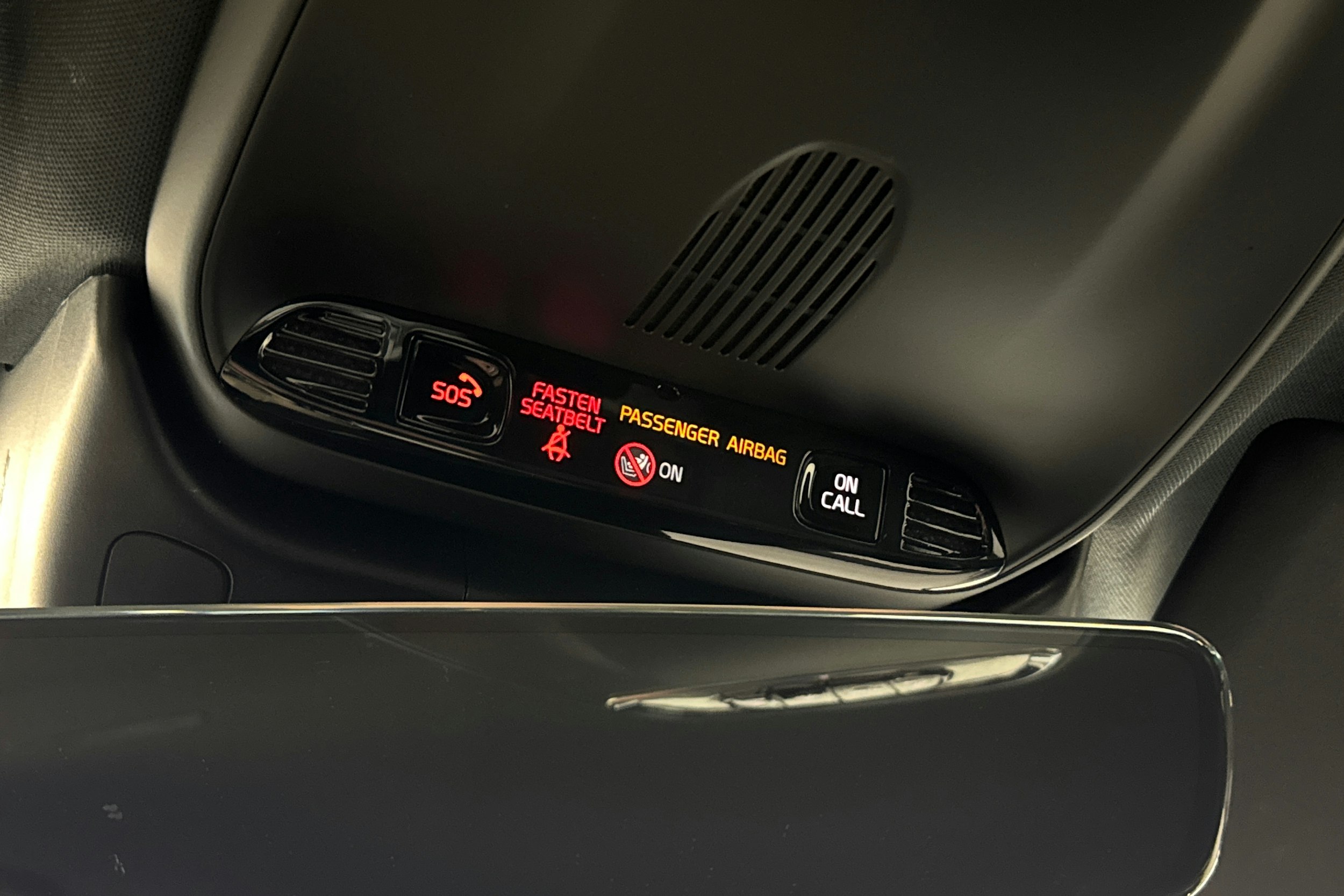 sininen Volvo S60 2020 kuva 20.