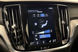 sininen Volvo S60 2020 kuva 22.