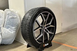 harmaa Volvo S60 2020 kuva 13.